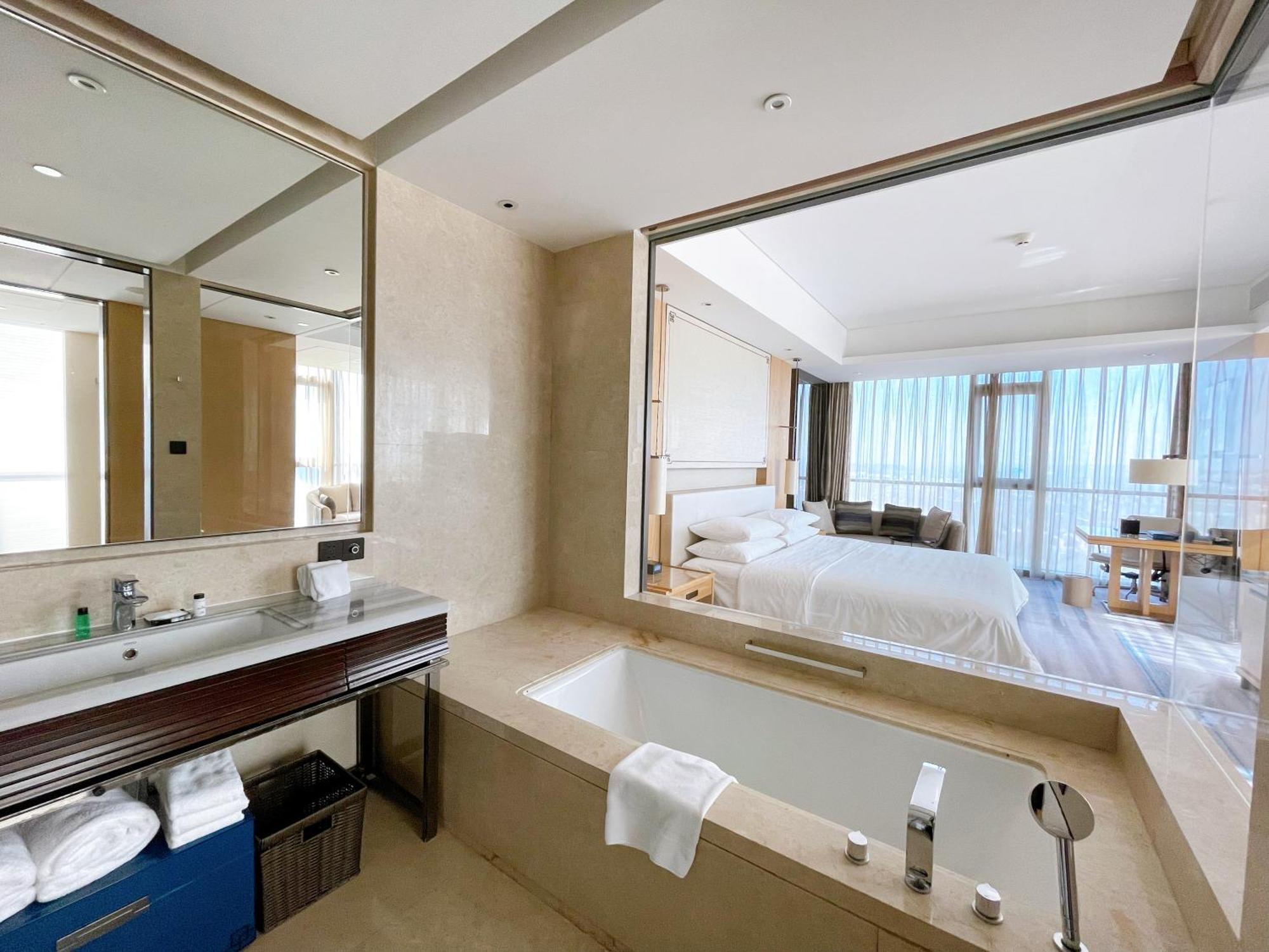 Sheraton Zibo Hotel Exterior photo