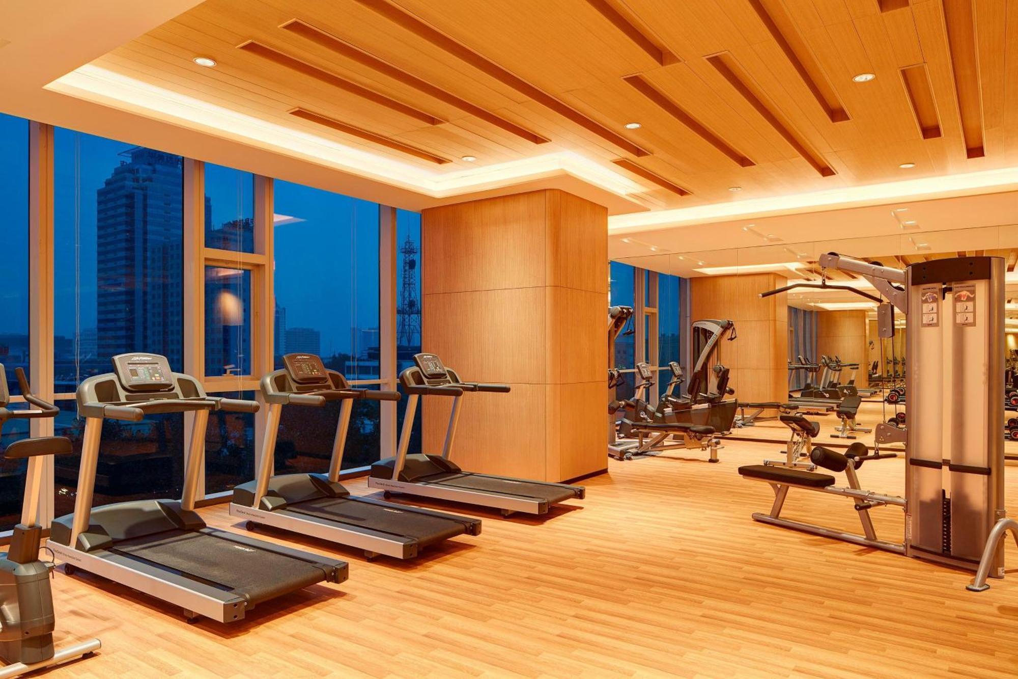 Sheraton Zibo Hotel Exterior photo