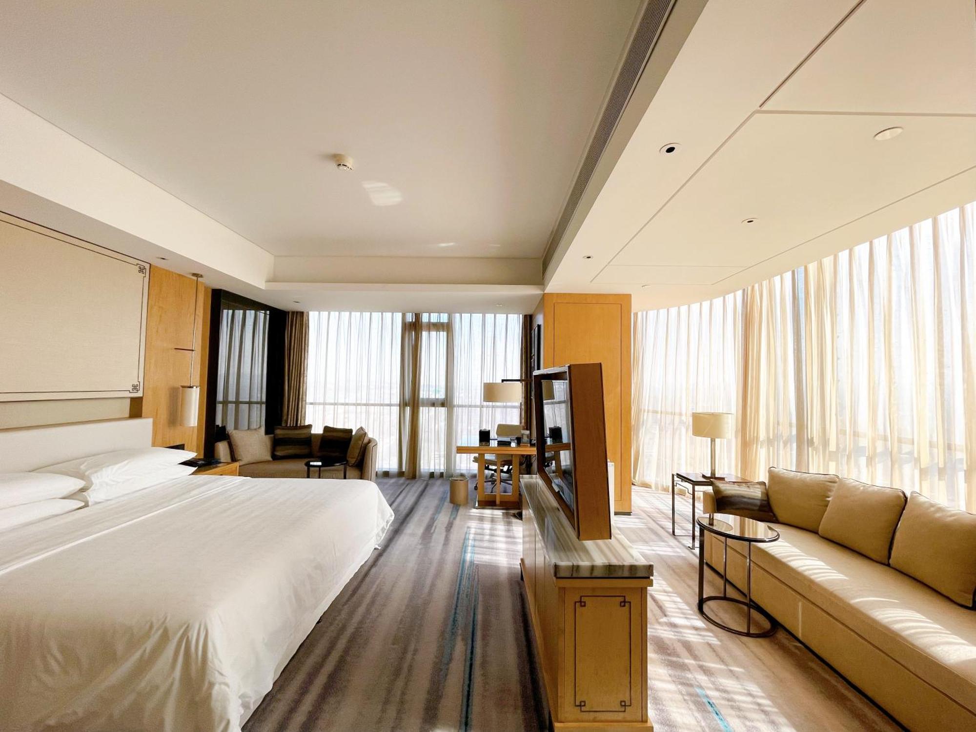 Sheraton Zibo Hotel Exterior photo